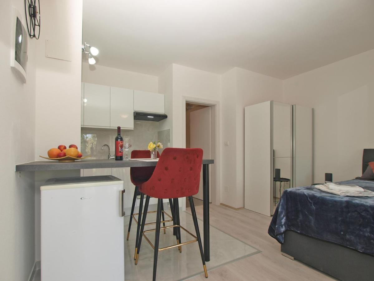 Apartment Florinda 2091 Pula Zewnętrze zdjęcie